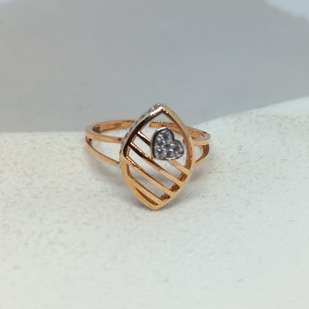 18kt ladies Ring