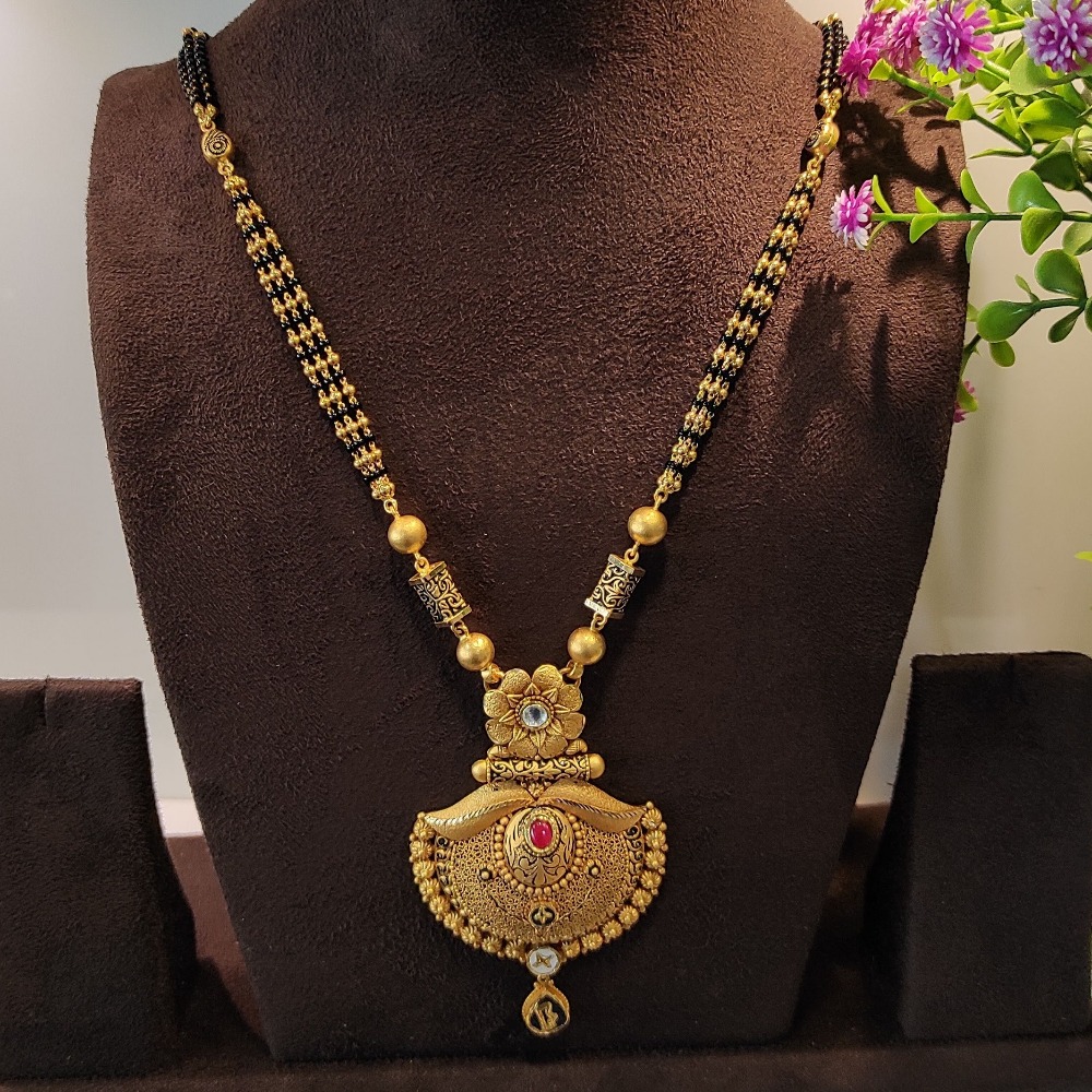916 Gold Unique Design Hallmark  Mangalsutra For Bridal