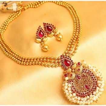 Modern Charming Necklace Set