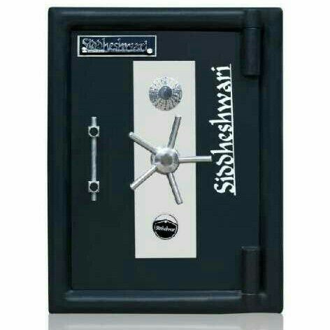 Classic jewelry safe locker
