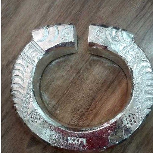 999 Silver Bhavnagari Saral Bharwadi Kada