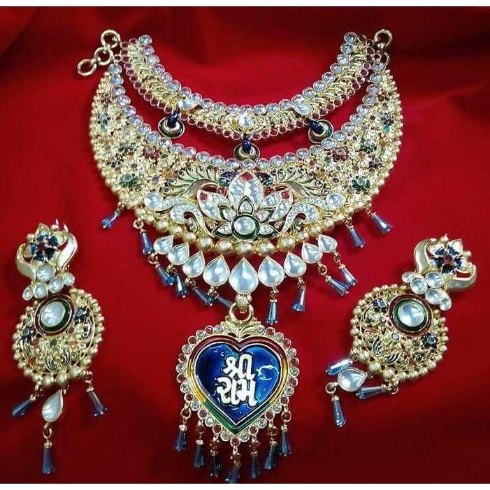 22K / 916 Gold Indian Bridal Necklace Set