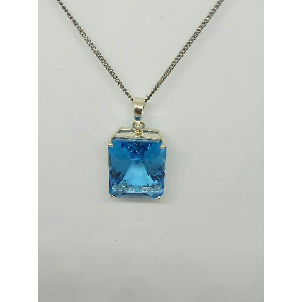 925  Sterling  silver  Natural  Swiss  Topaz Pendant