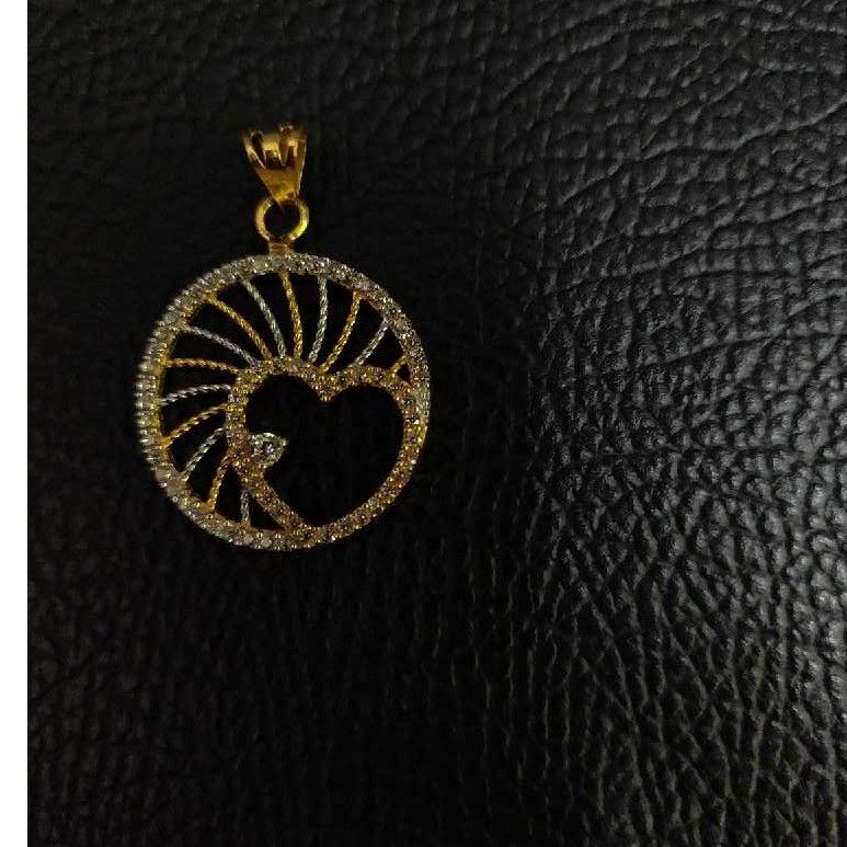 Round Heart Shape Gold Antique Pendant