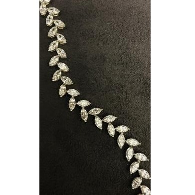 Leaf Shaped 9KT swarovski Ladies Bracelet