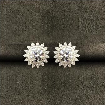 Traditional 9Kt Swarovski Ear Tops