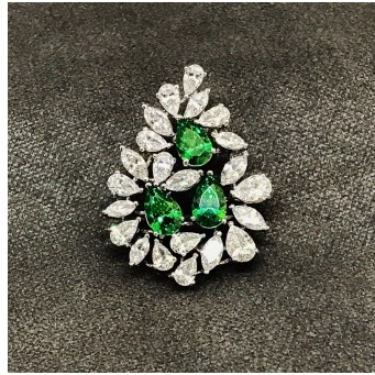 Designer 9KT Swarovski Pendant Set