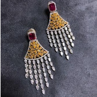 Antique 9KT Ladies Swarovski Earring