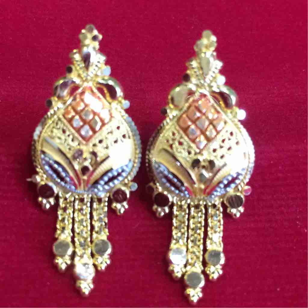 Antique  916 Gold Ladies Earring