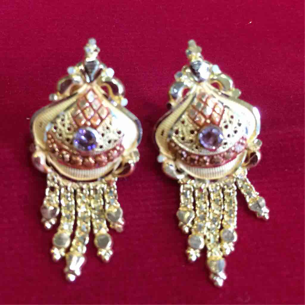 Attractive 916  Gold Ladies Butti