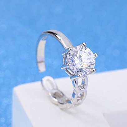 Stylish Diamond Ring For Women