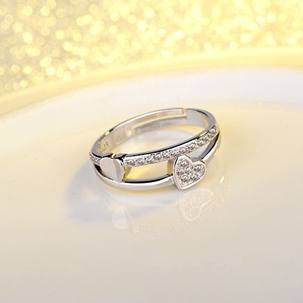 Modern Ladies Diamond Ring