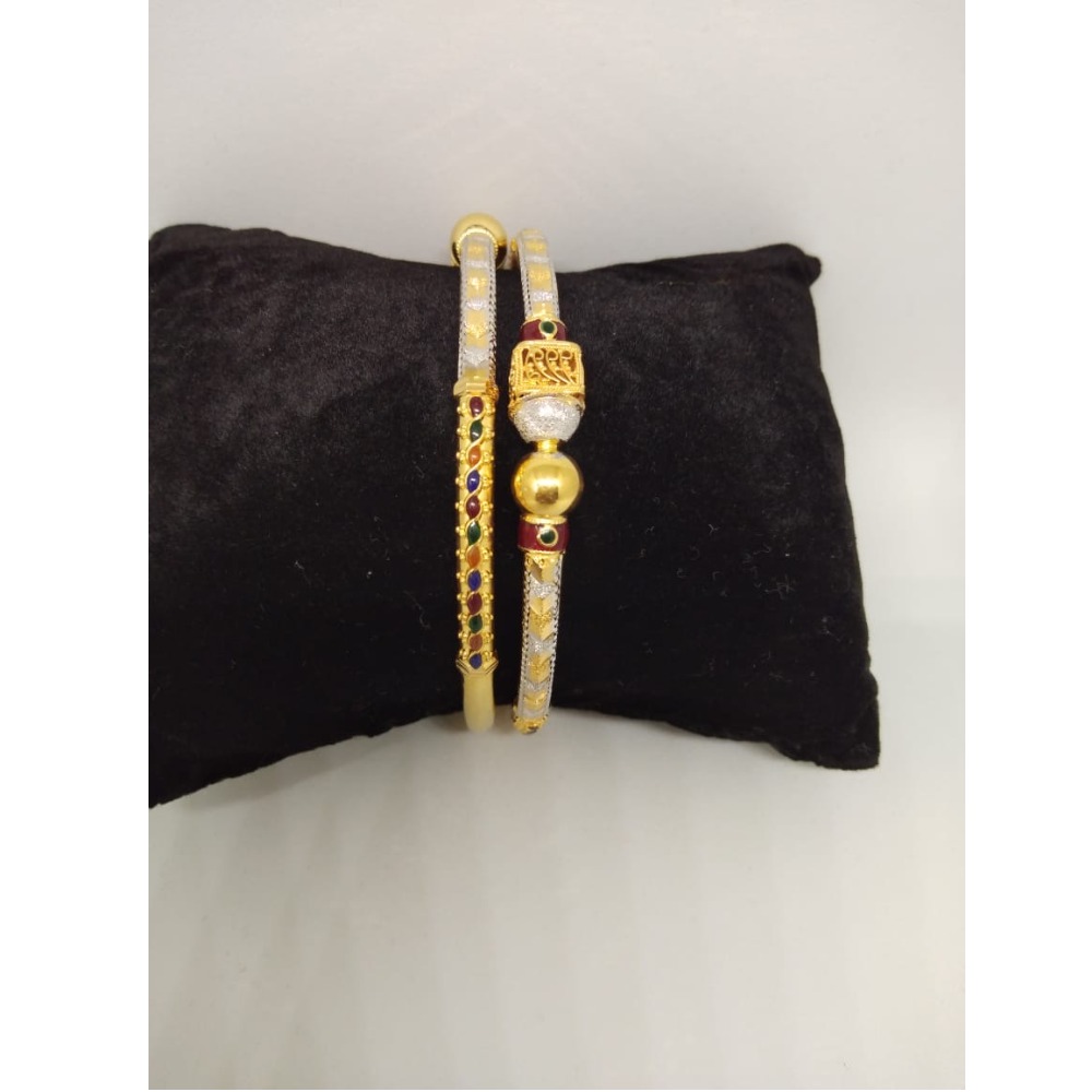 22Kt Gold Designer Modhiya Kadli Bangle VN-B004