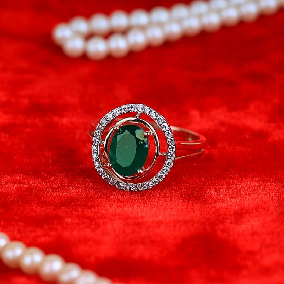 Color stone ladies ring