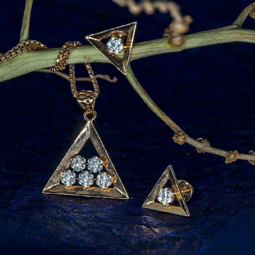 Rose gold pendant set
