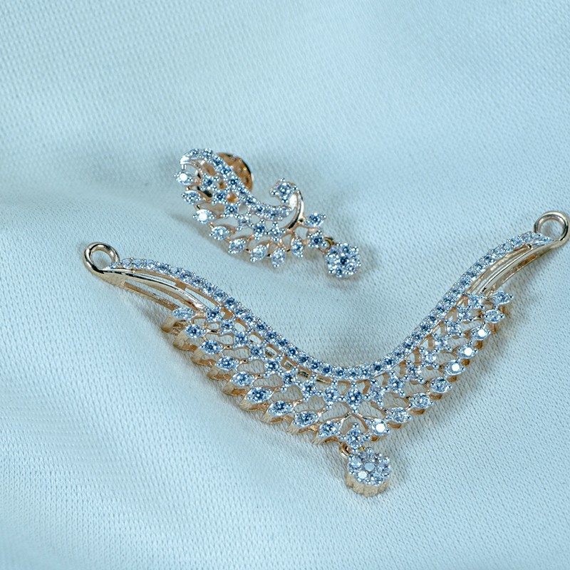 18ct gold mangalsutra pendant set