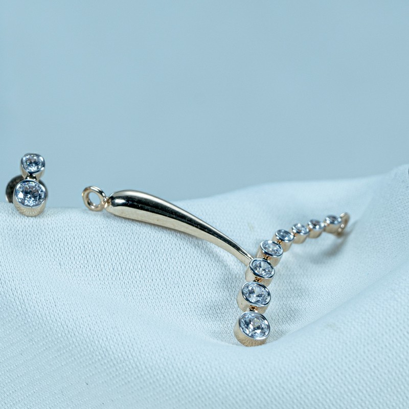 Cz diamond mangalsutra pendant set