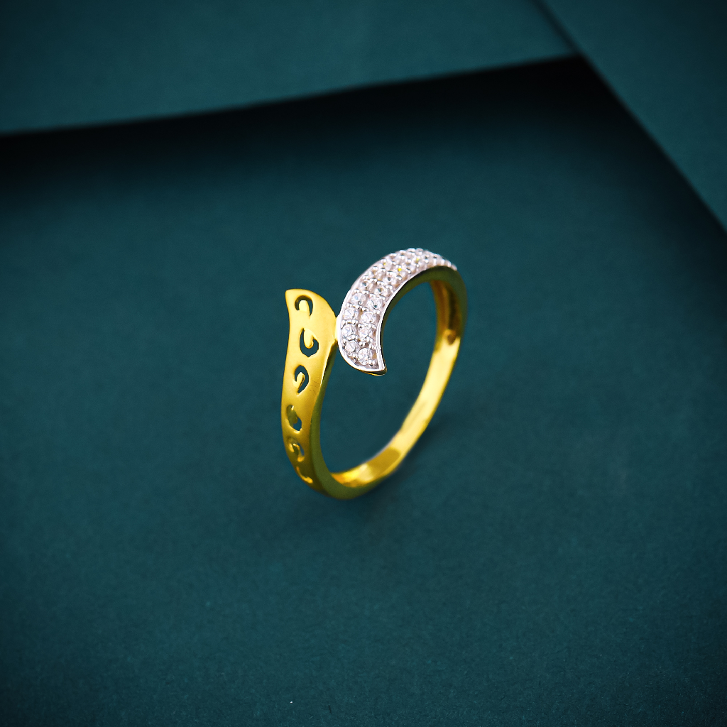 22K Gold Fancy Cutting Work With Premium CZ Diamond Ring For Ladies