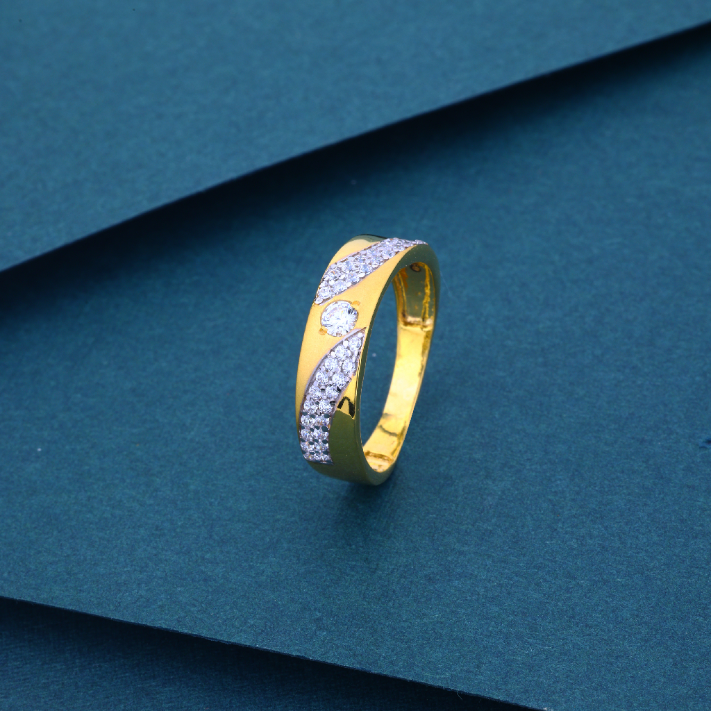 22k gold fancy exclusive gents ring