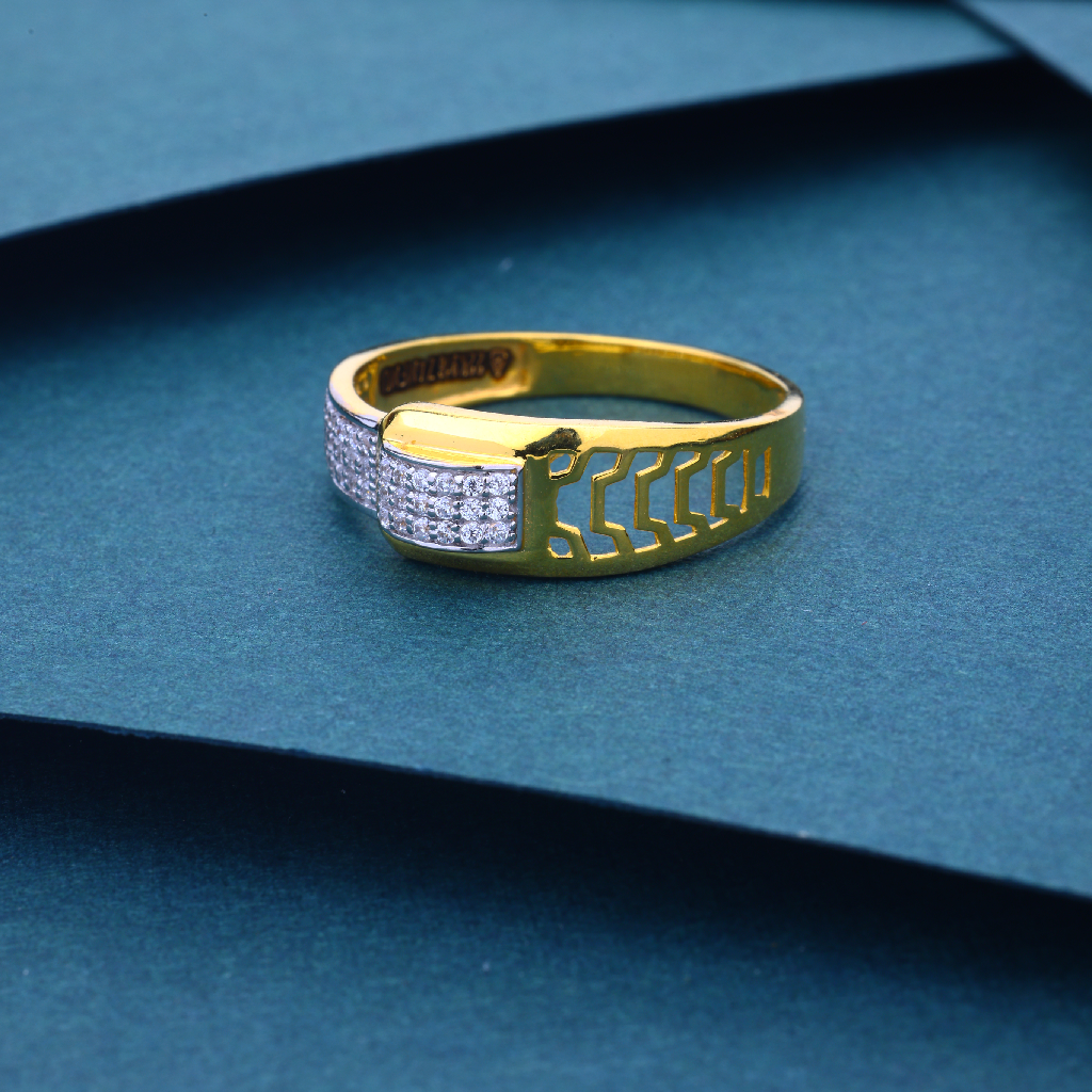 22k Gold Fancy Exclusive Gents Ring