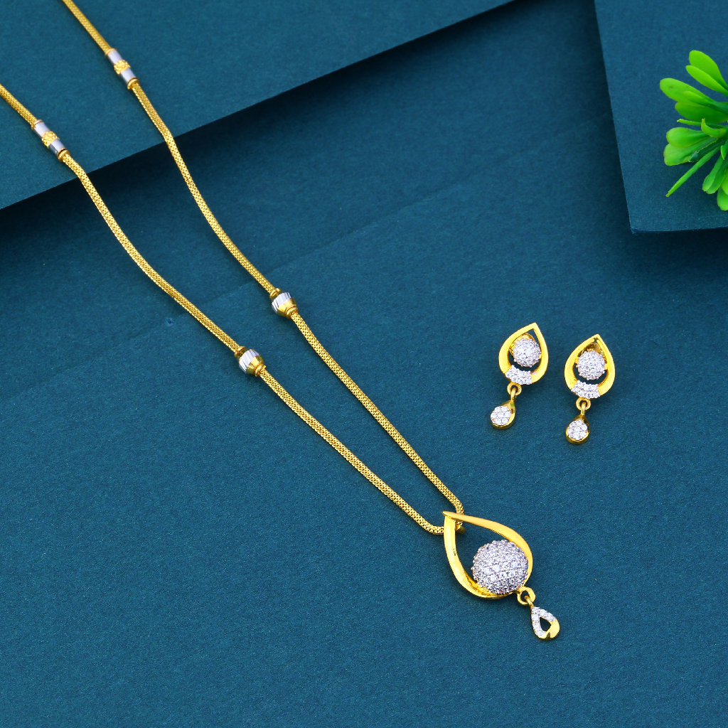 916 gold fancy oval shape ladies necklace set