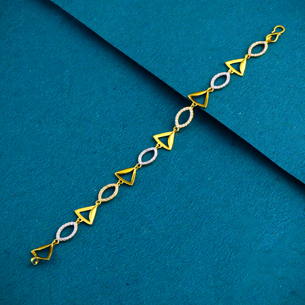 22K 916 Gold Fancy Try Angle With Ovel Shap Bracelet