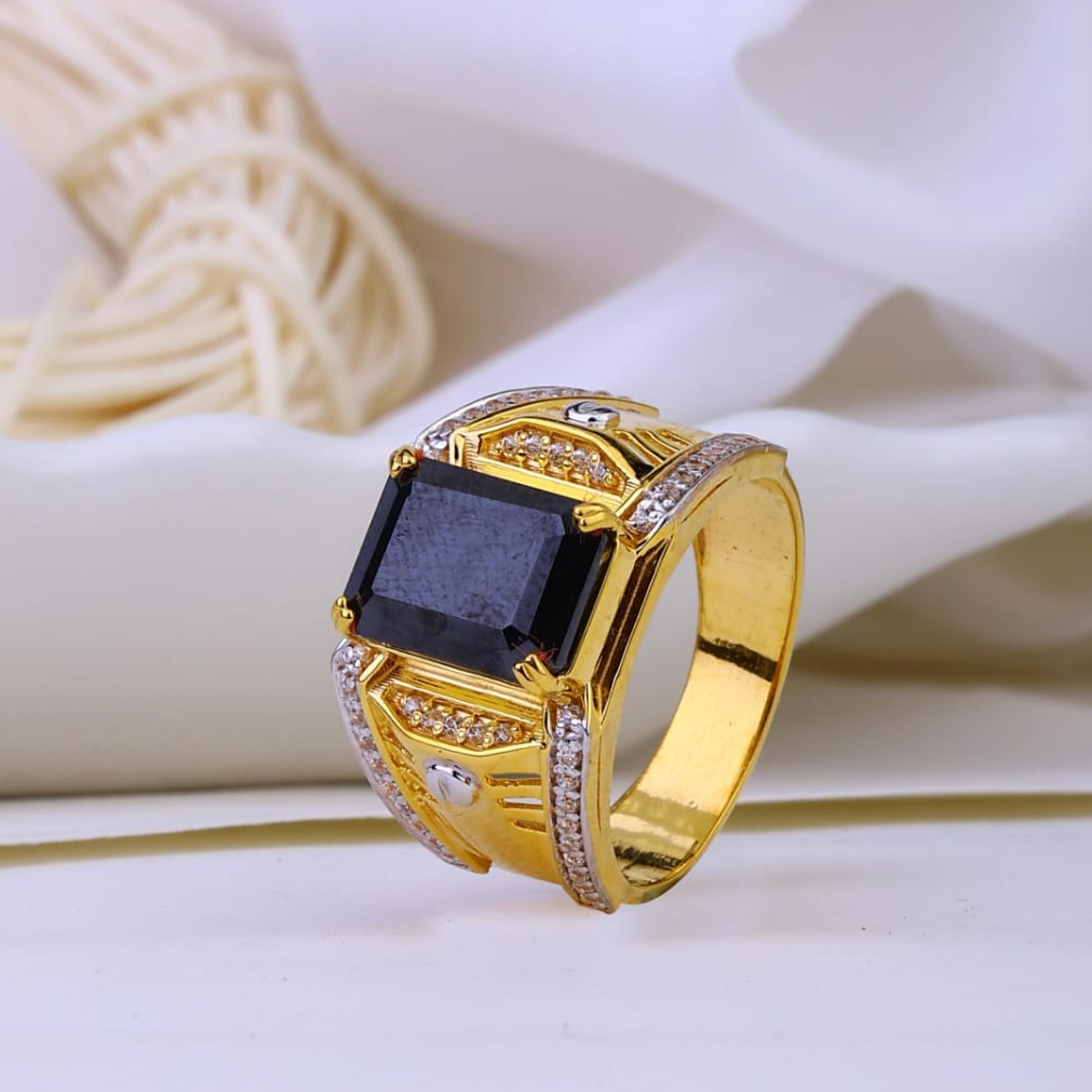 916 gold black colour stone and cz diamond gents ring