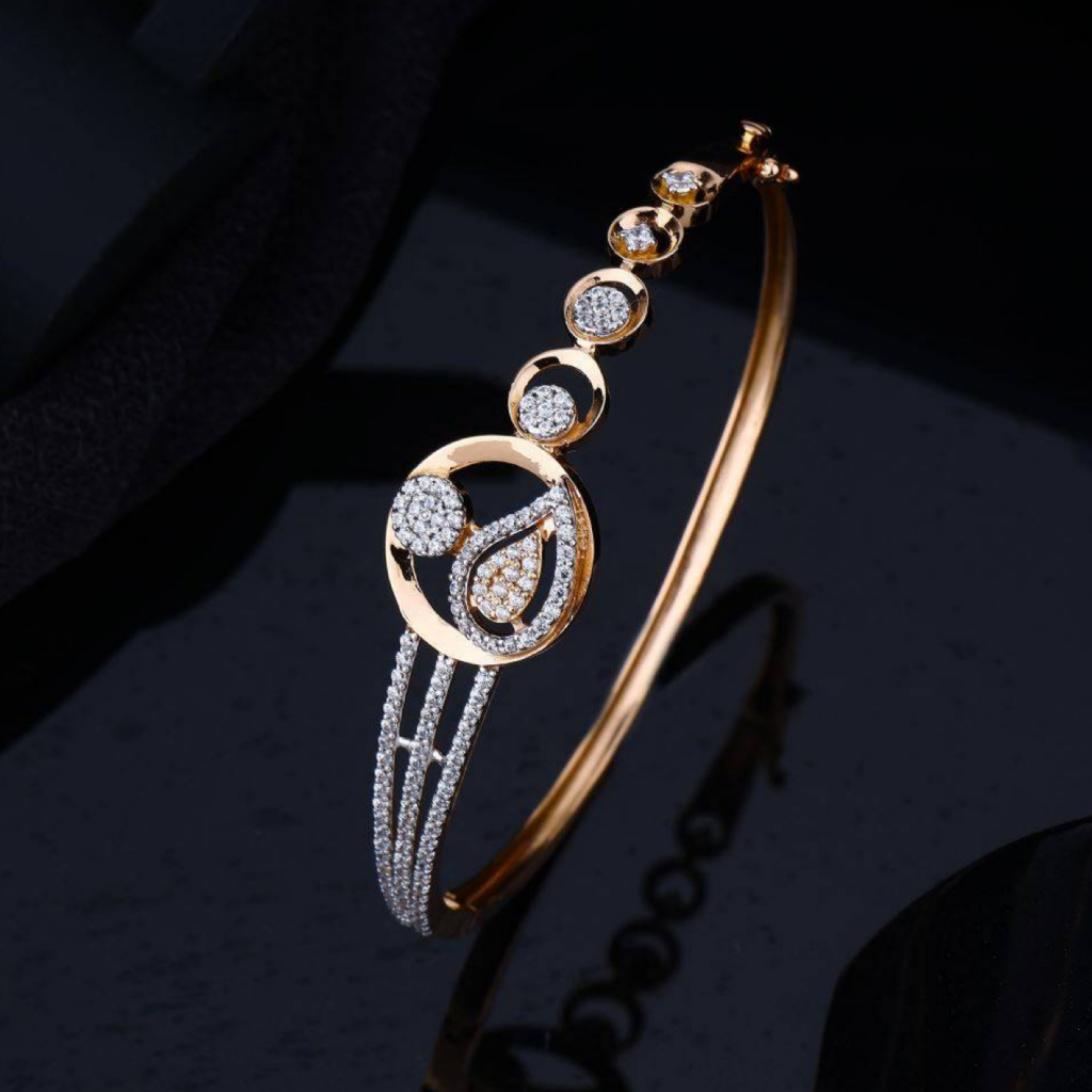 22k Gold Round Shape Diamond Ladies Bracelet