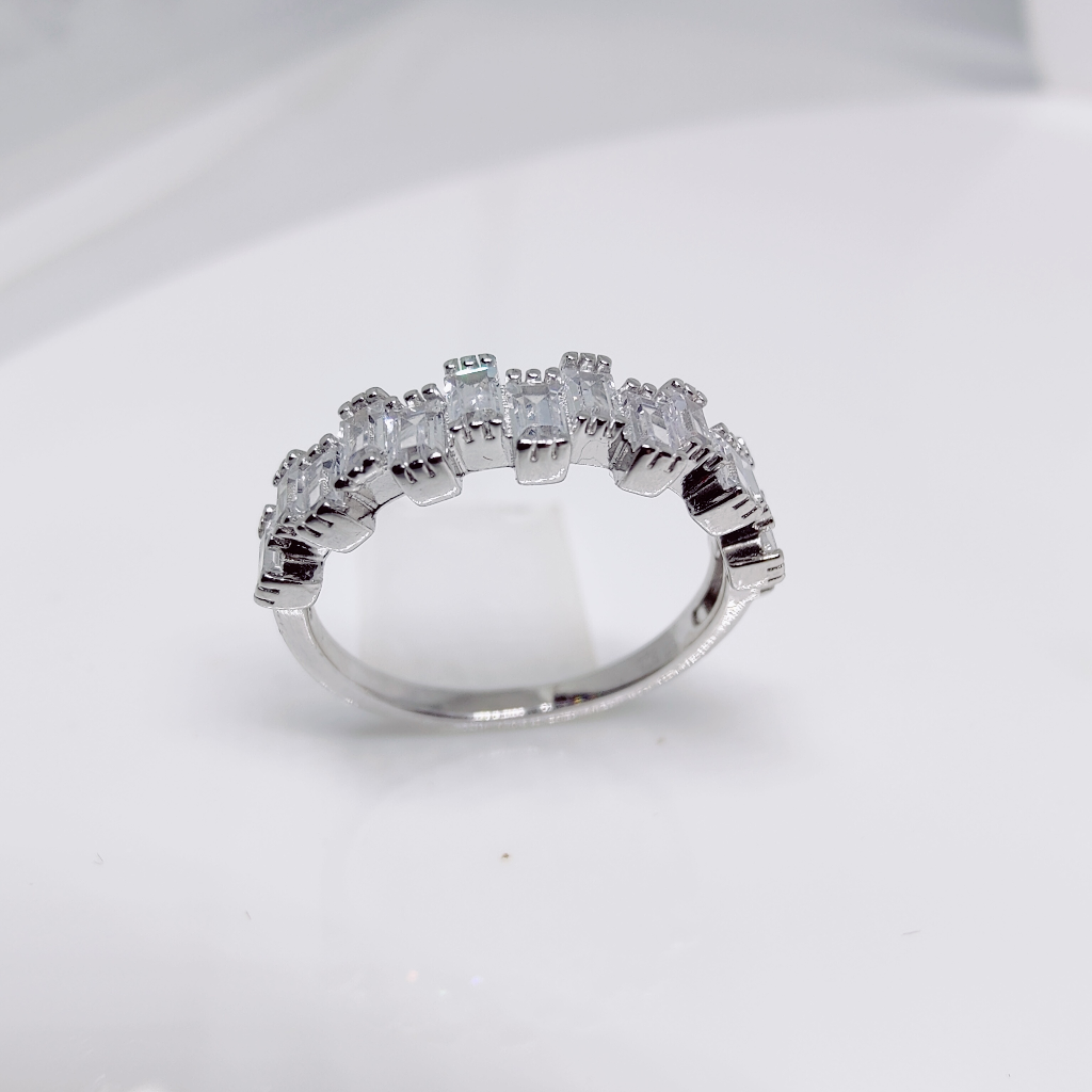 92.5 sterling silver Solitaire diamond ladies ring