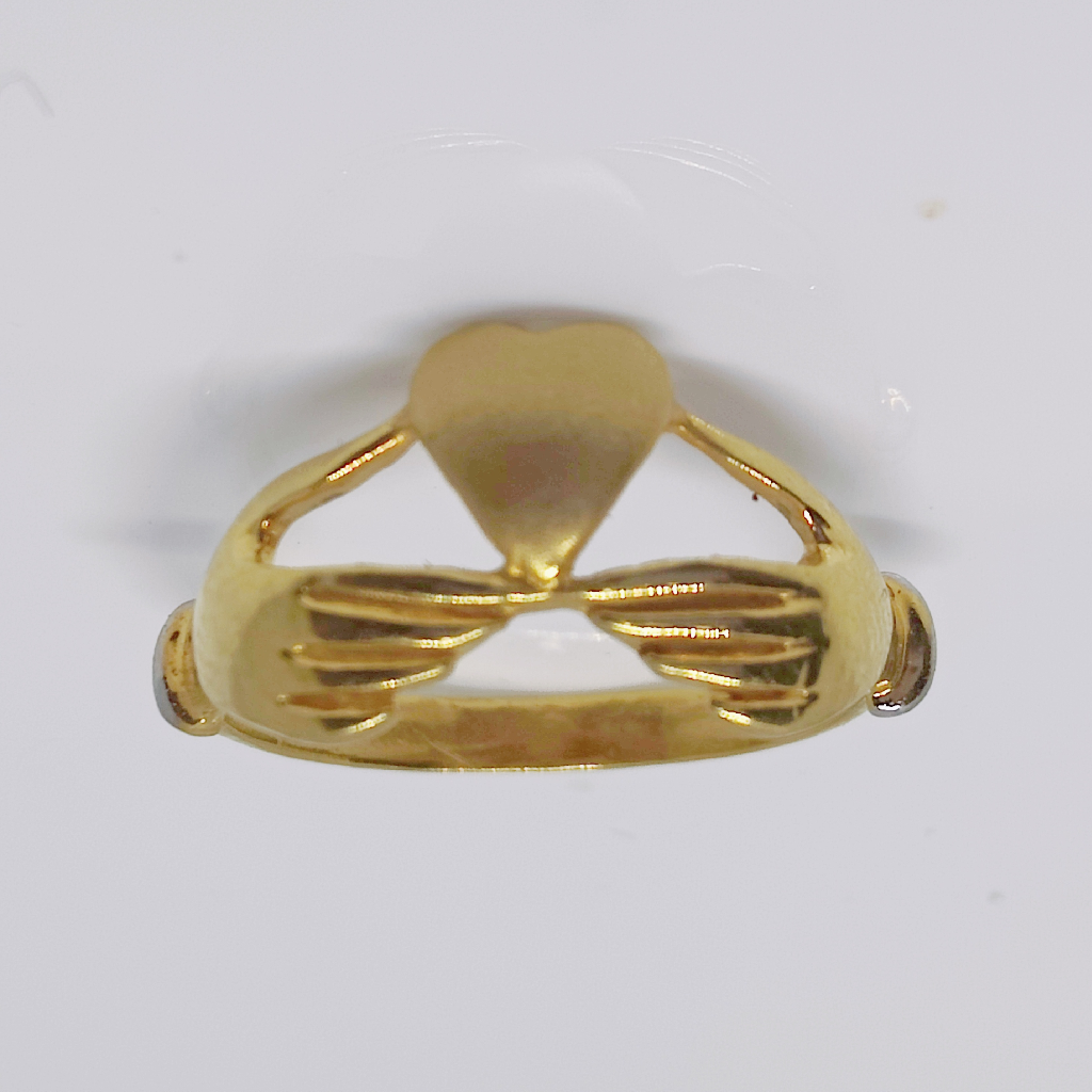 22k gold hand and heart shape ring