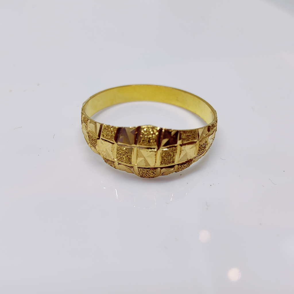 22k gold plain nakshi work ring