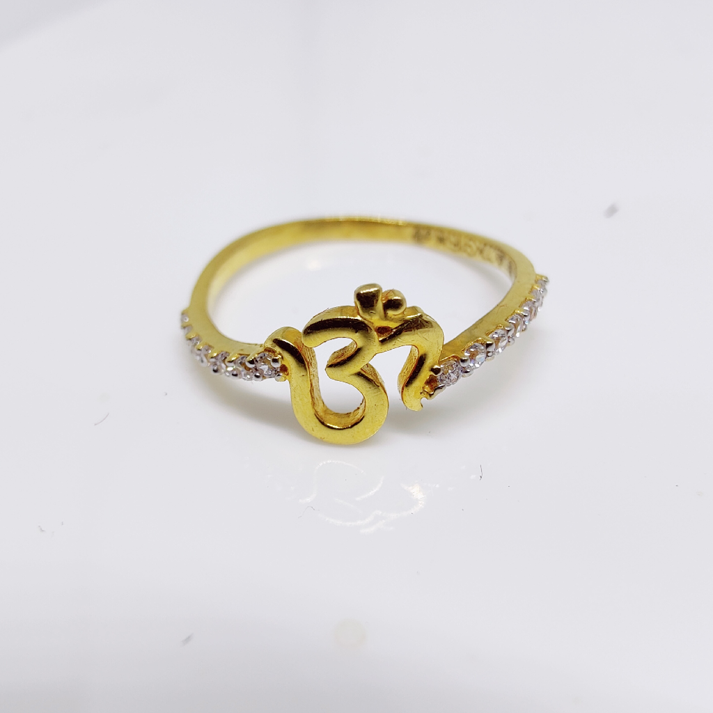 22K Gold Om Diamond Ladies Ring
