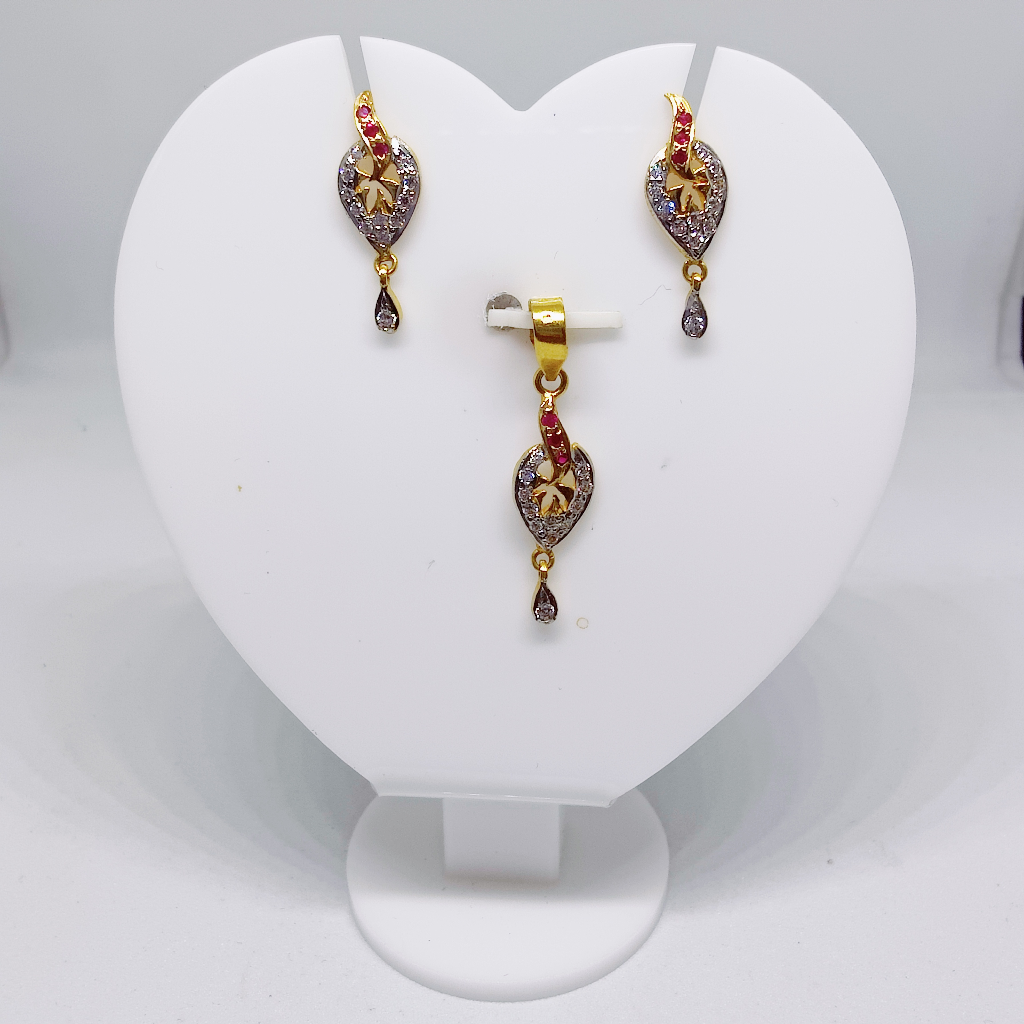 22k gold Attractive CZ pendant set
