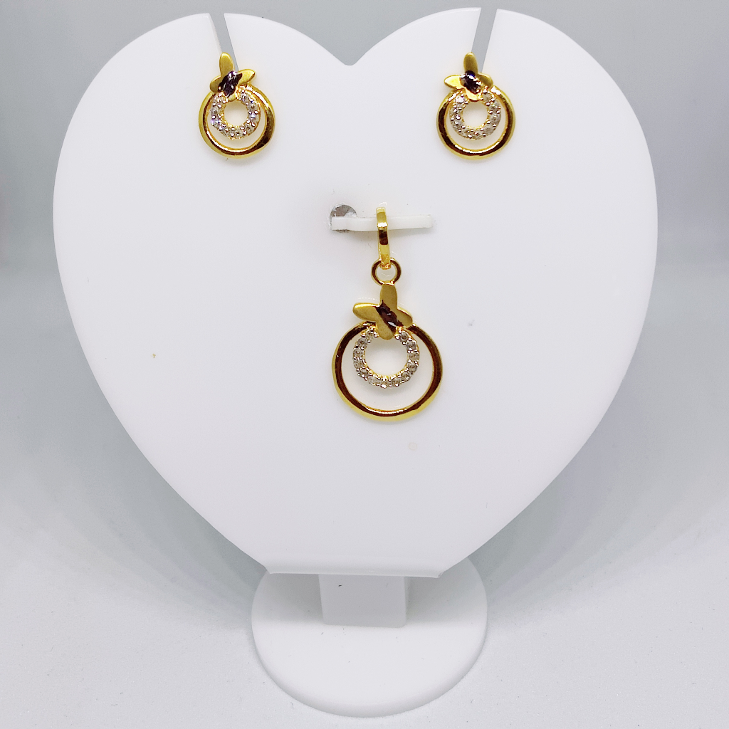 18k gold Fancy butterfly Design CZ pendant set