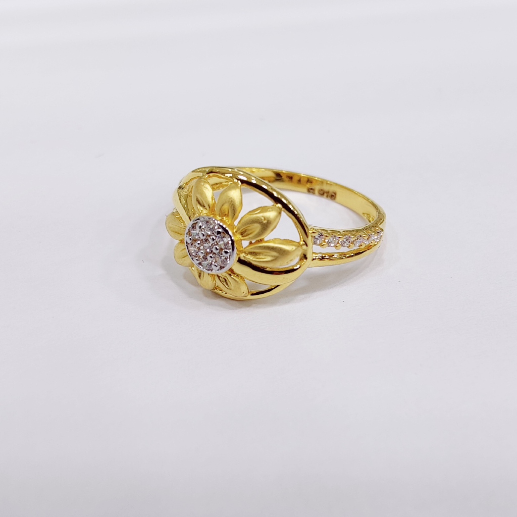 916 Gold flower design ring