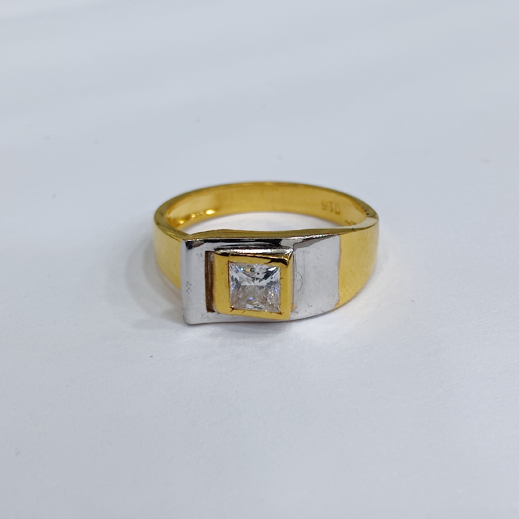 916 gold solitaire square diamond exclusive ring
