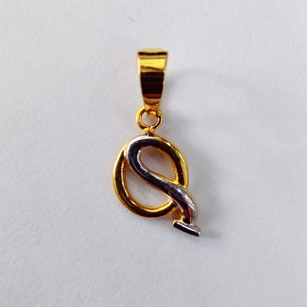 22k gold Q alphabet letter exclusive casting pendant