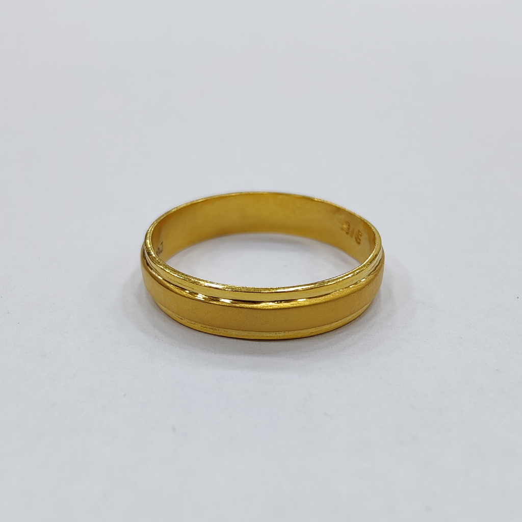 916 gold plain ladies and gents ring