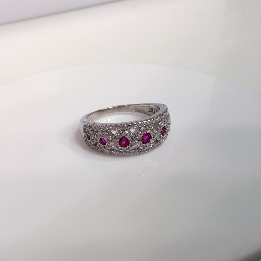92.5 silver red stone ladies ring