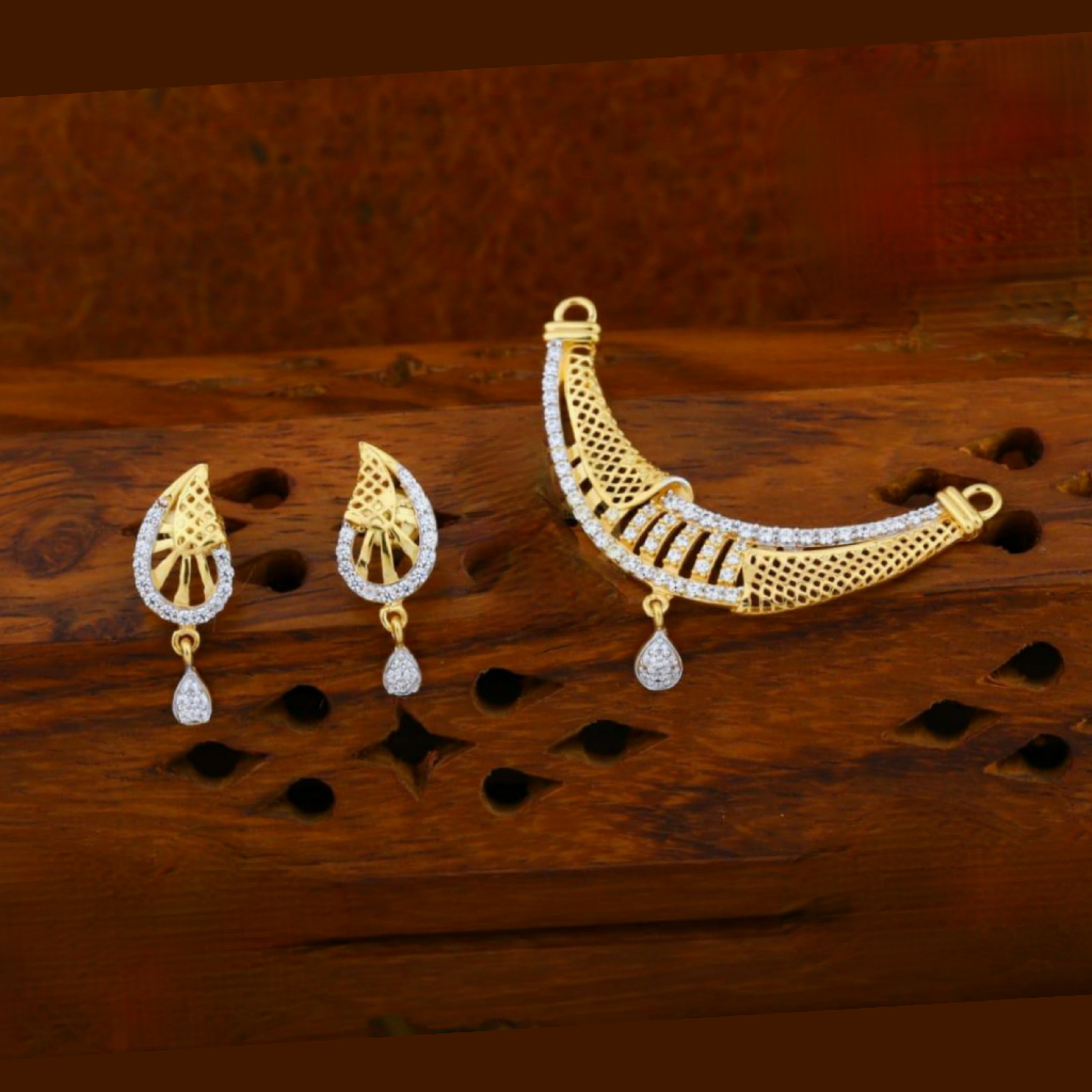 916 gold cz chex shape design mangalsutra pendant set