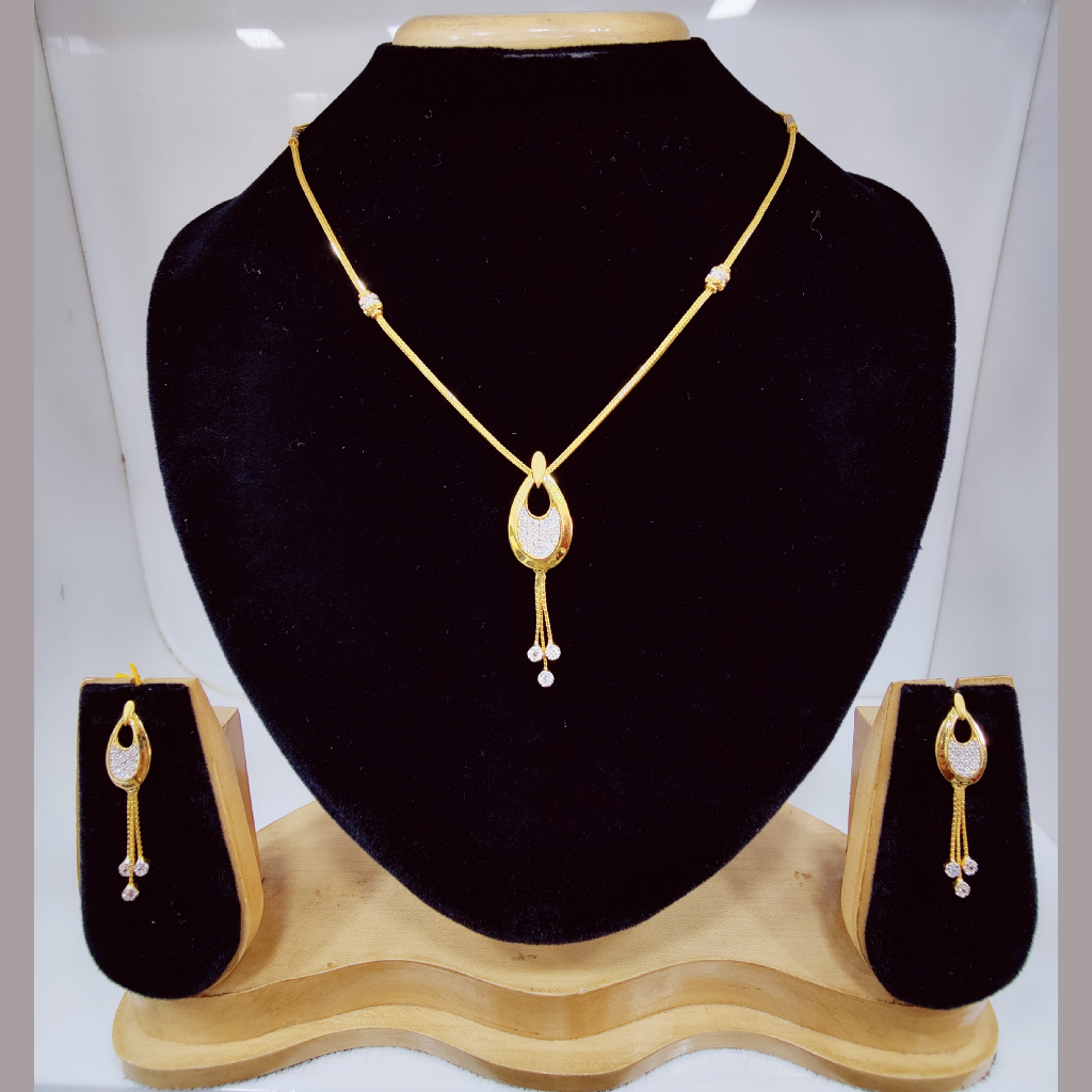 22k Gold Cz Small Pendant With Long Hanging Pandant Set