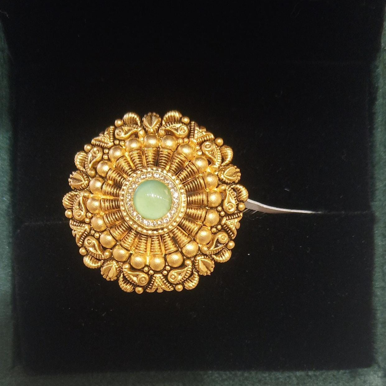 916 Gold Trending Design Ring