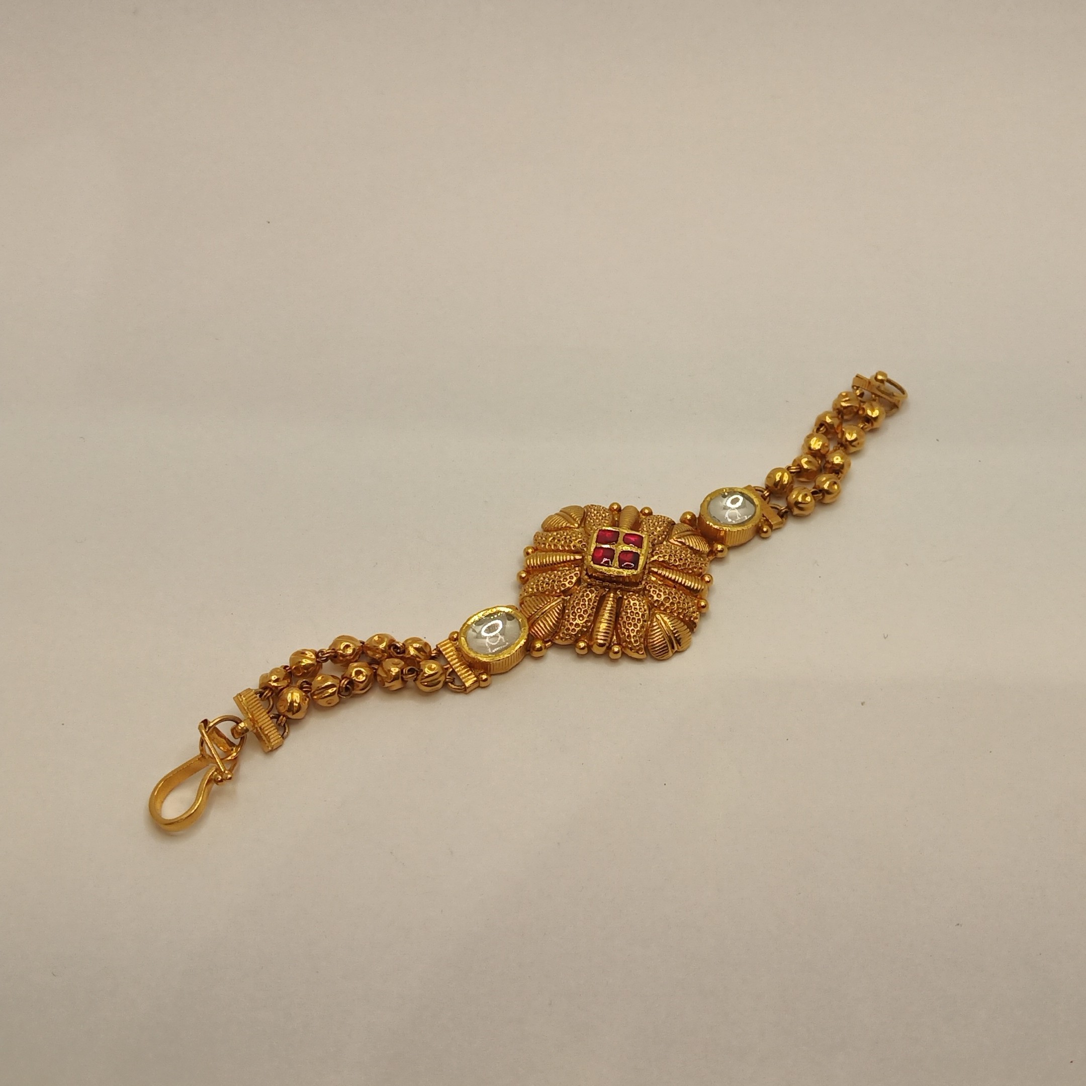 22K Gold Antique Kundan Bracelet