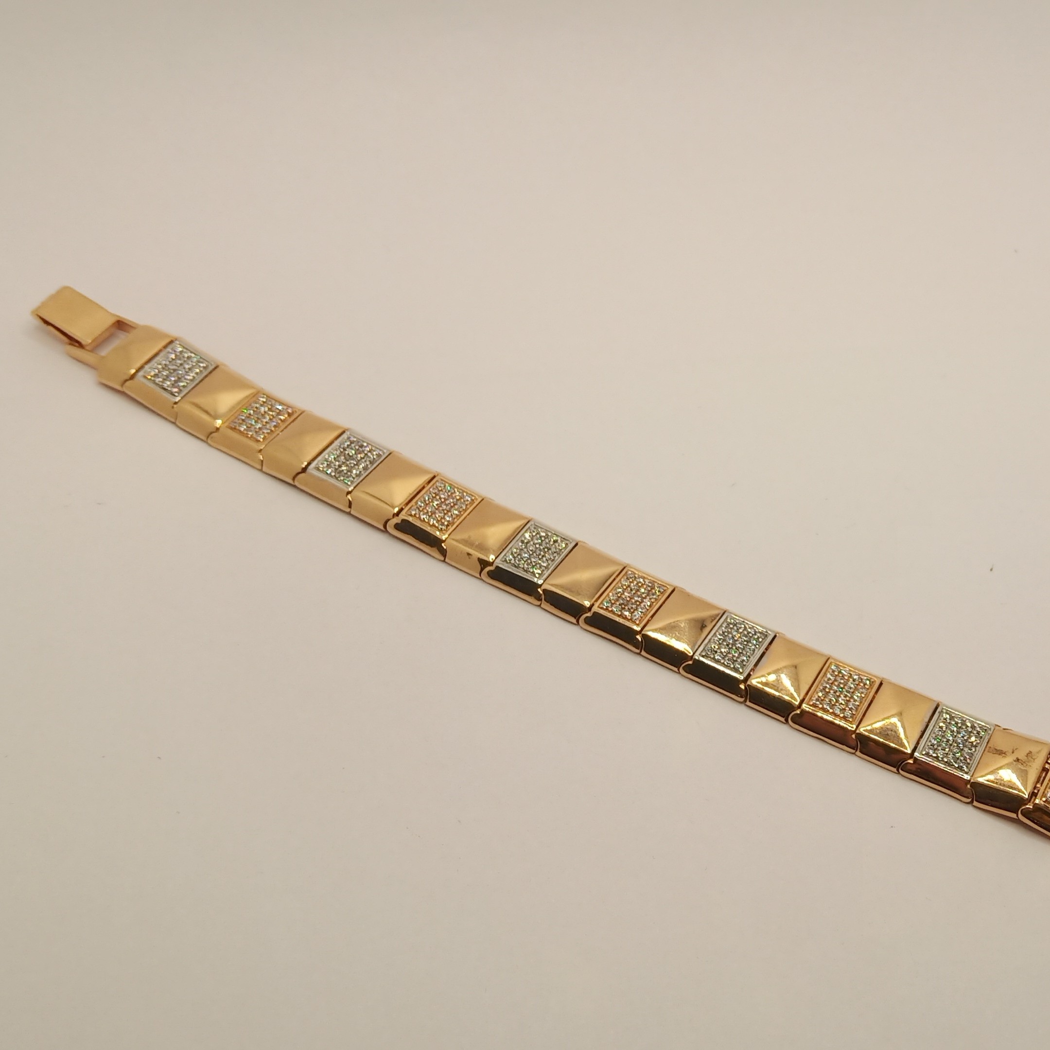 18k rose gold elegant lucky