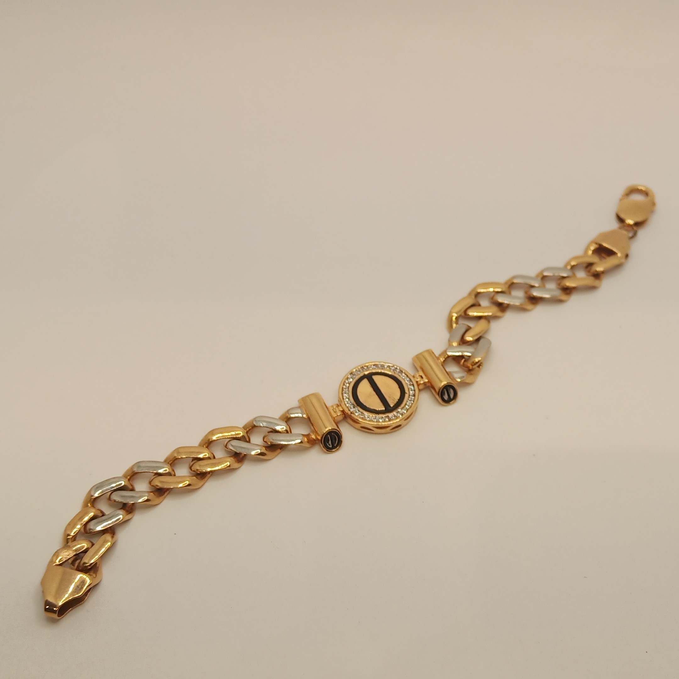 22K Gold Stylish Bracelet