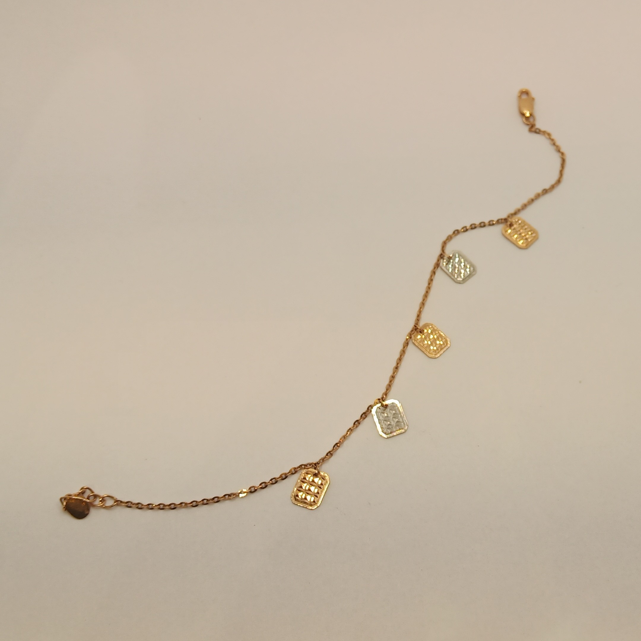18K Rose Gold Dazzling Lucky Bracelet