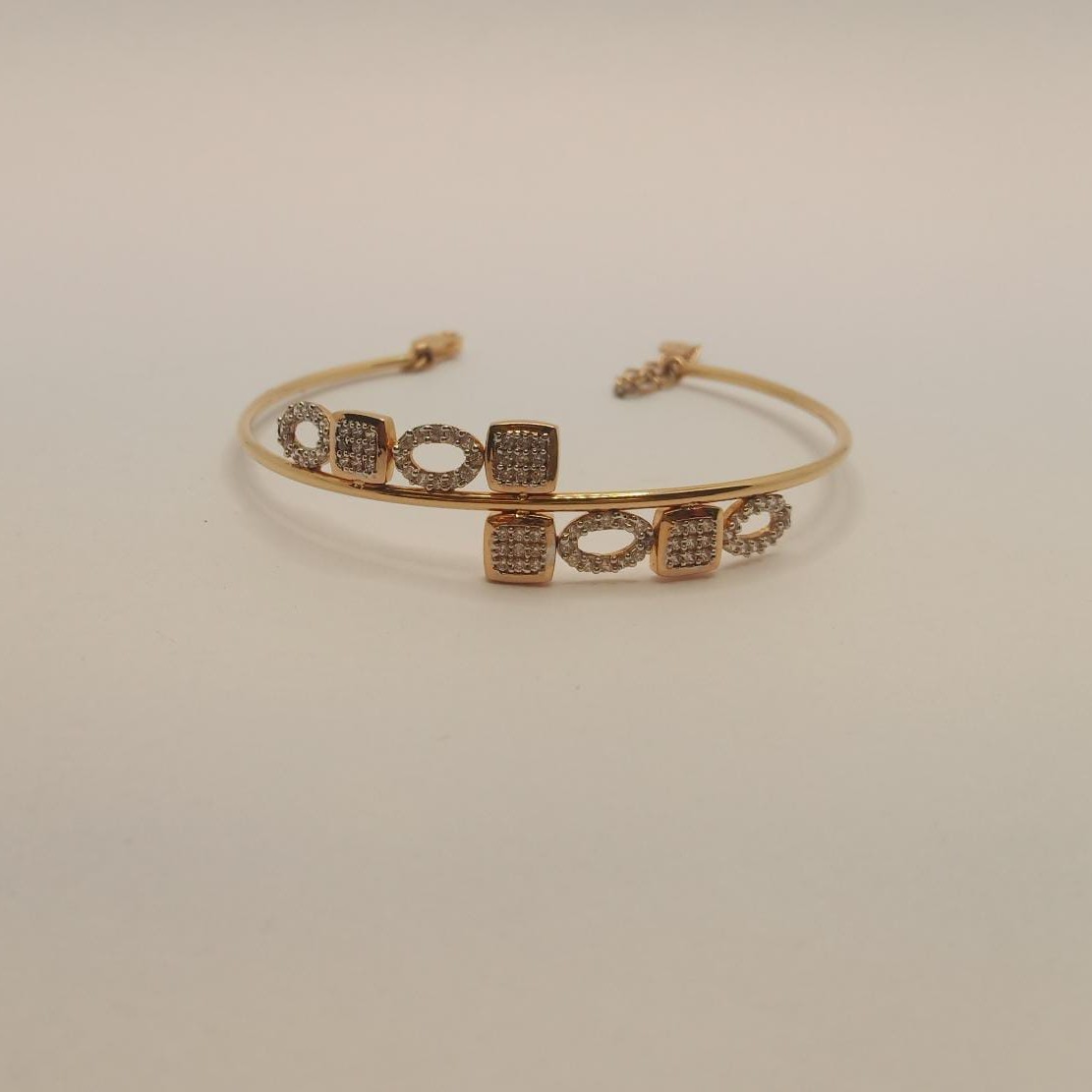 18K Gold Pretty Bracelet