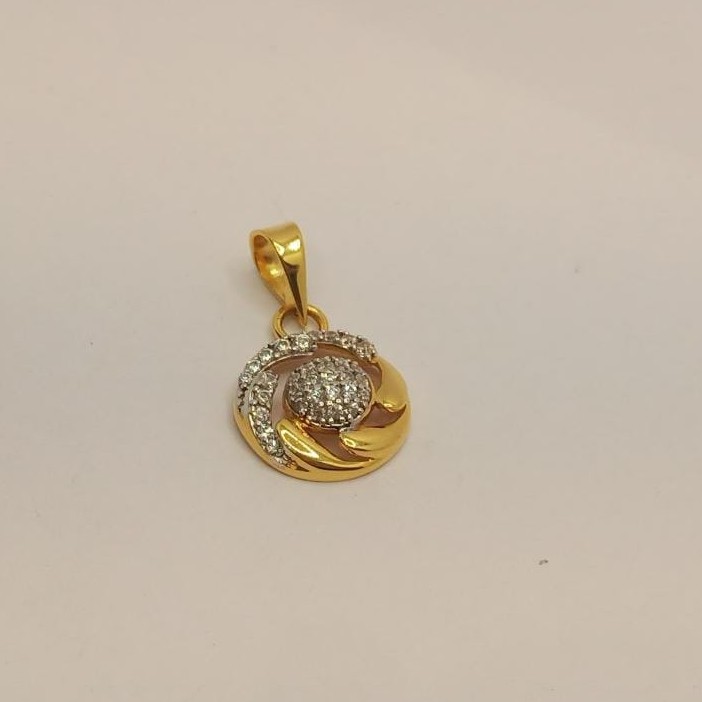 22k gold diamond pendant