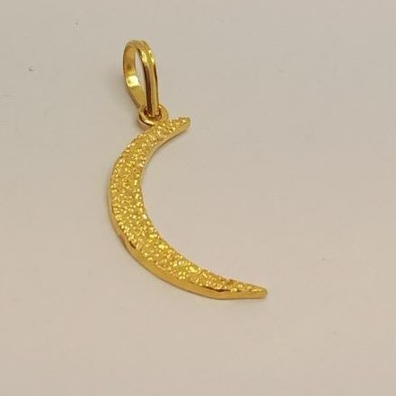 22k gold  fancy pendant