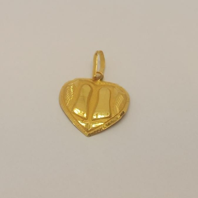 22k gold heart pendant